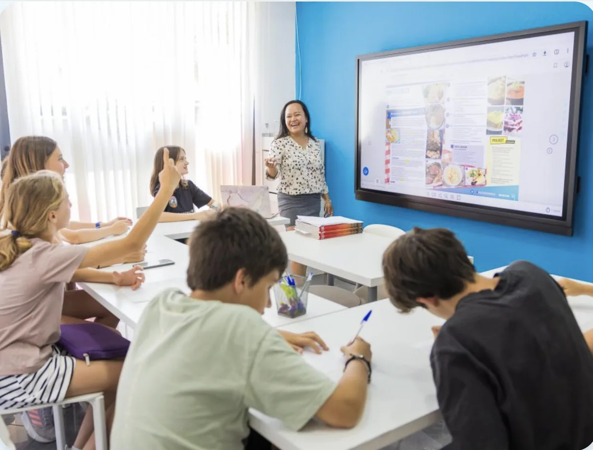Classe d'anglès per a nens i nenes a English2Go, Cabrera de Mar